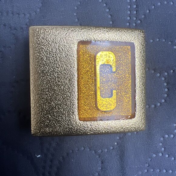 VINTAGE LEE N.Y. MADE IN USA BELT BUCKLE LETTER "C" Goldtone Retro Western Gift - Picture 4 of 9